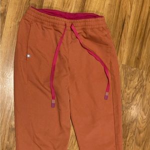 FIGS Mari Skinny Jogger Scrub Pants